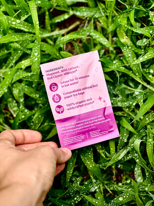 Relax & Enjoy Your Period • Single tea bag • Herbal tea with Mugwort, Wild Lettuce, Red Clover & Hibiscus
